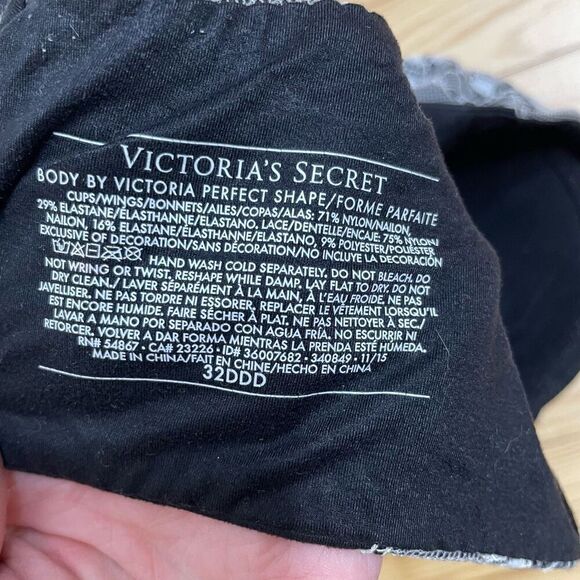 Victorias Secret Body by Perfect Shape Bra Black White Lace Padded 32ddd - Picture 4 of 6